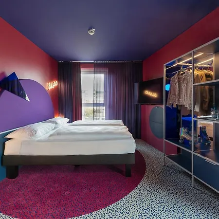Hotel Ibis Styles Perlach 3*