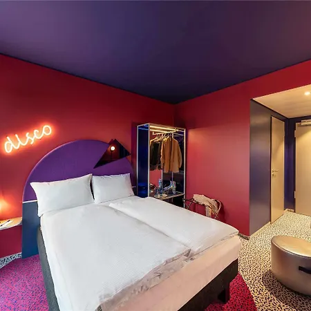 Отель Ibis Styles Perlach